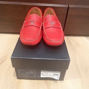 Mens Red Prada Drivers size 8